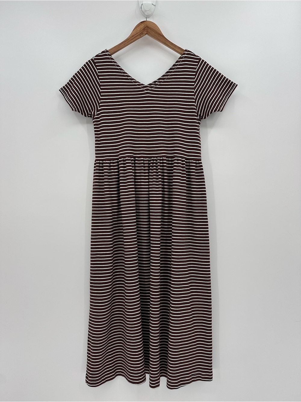 90's Jones New York Brown & White Striped Fit & Flare Midi Dress Size S